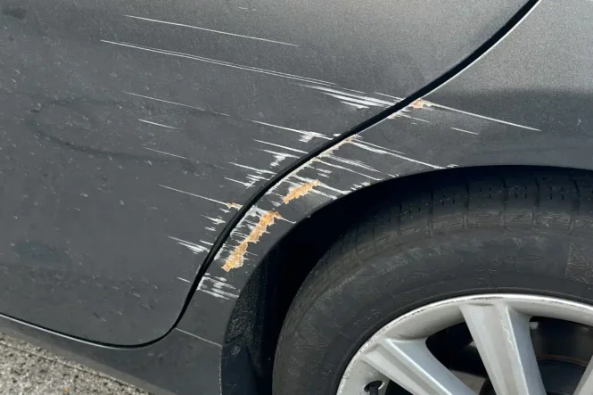 Keyed Car Repair: What to Do When Your Car is Vandalized - Mobile car scratch repair advice