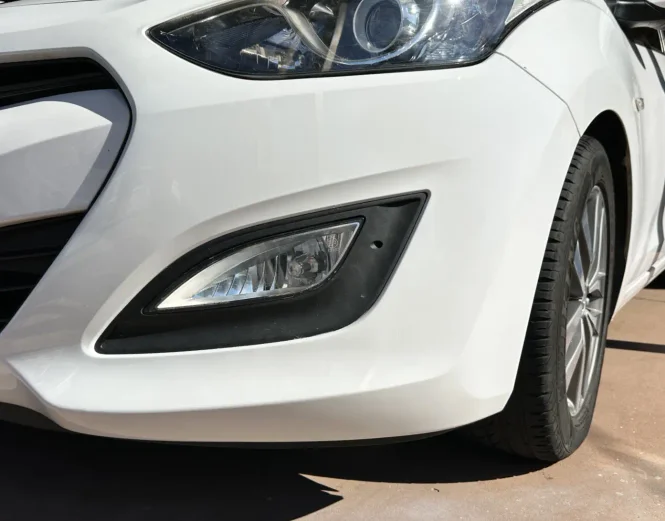 Professional car repair result - Bumper Paint Chip Repair after expert repair by Melbourne Scratch Repairs