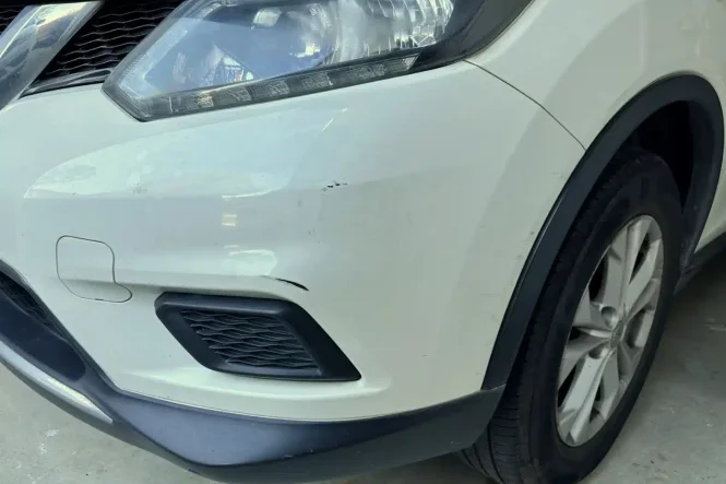 Car damage before repair - Multiple Chip Repair before professional scratch repair service